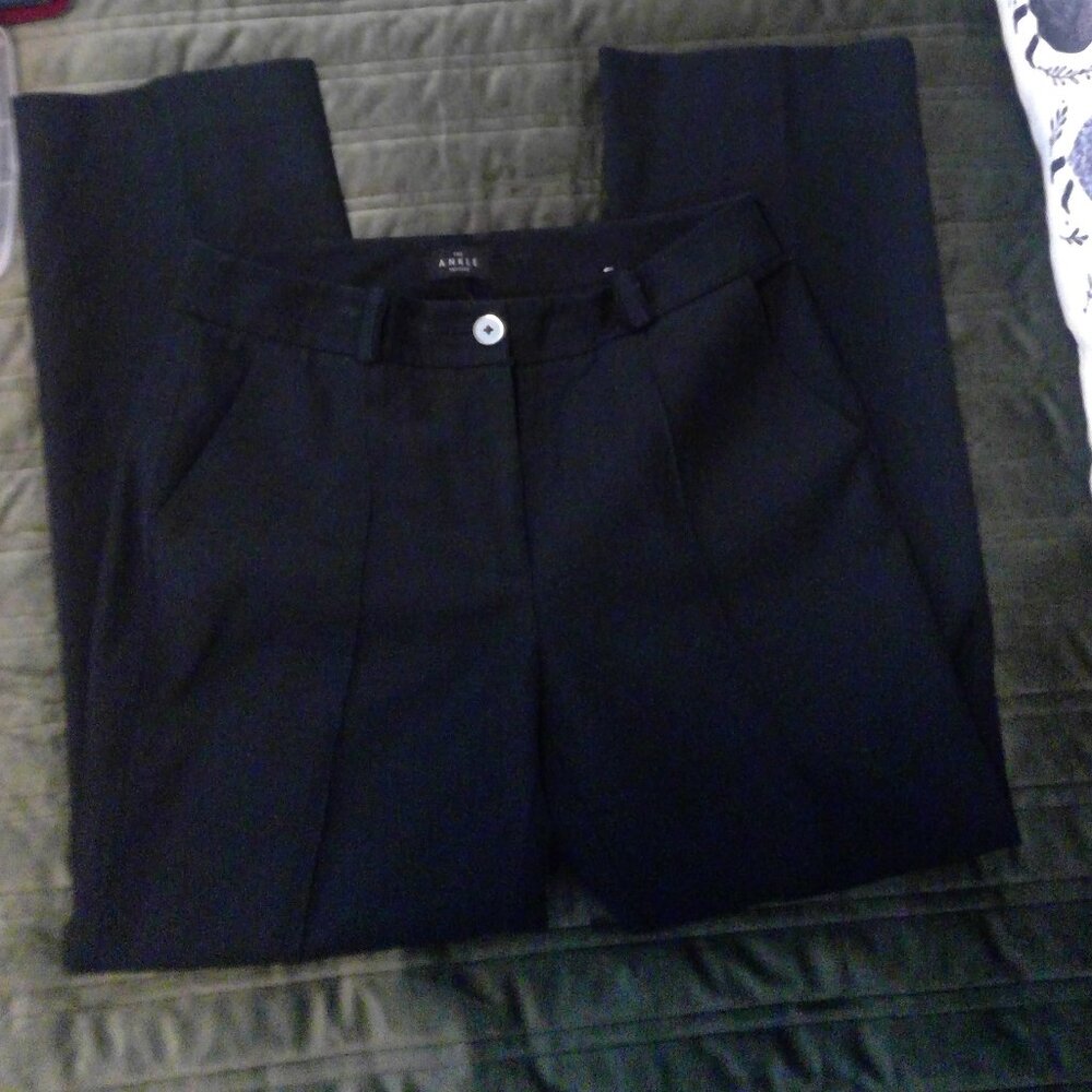 White House Black Market Black Ankle Trouser